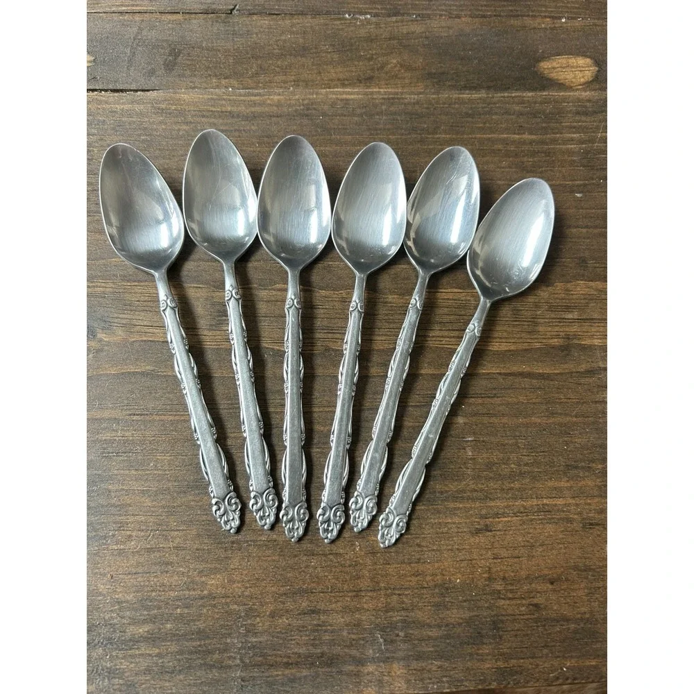Ekco Eterna MARY ELLEN Place Soup Spoons 7 3/8